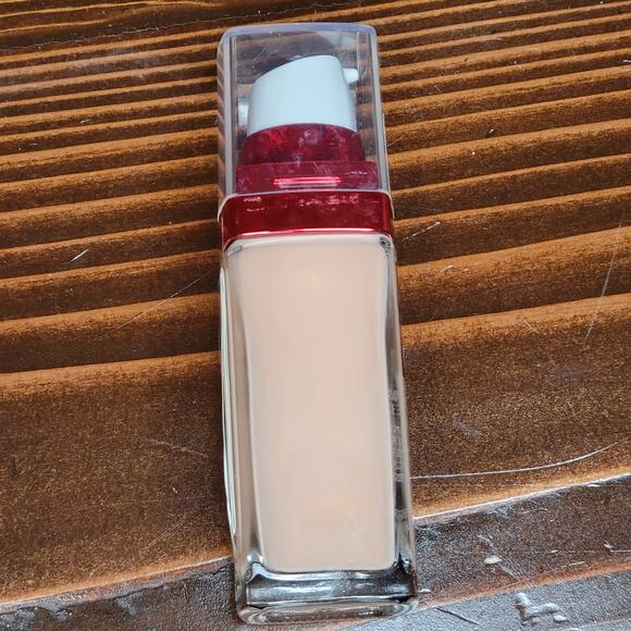 REVLON AGE DEFYING 3X Liquid Foundation SPF 20 - 35 NATURAL BEIGE✨️NEW✨️ - Picture 7 of 8